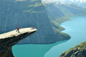 37e7646ee579c0a3f6e9cccbb8278261