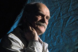 d6e5faafec43bac1df72bda6724db391